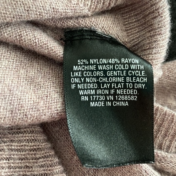 Mossimo XXL mauve women’s crew neck sweater - Picture 5 of 5